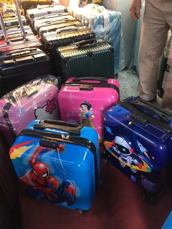 18インチ 冷凍プリンセス 子供 漫画 荷物 奇妙な旅 想像力のある旅の魅力