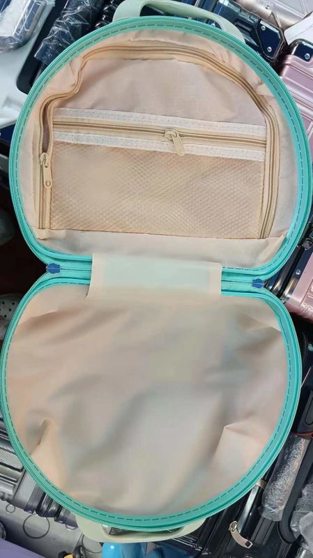 子供の荷物箱 カートンシェル 子供のトロッキーボックス ユニバーサル 輪の荷物箱 袋付き