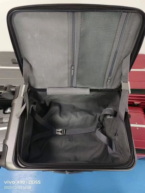 持ち運び用 旅行用箱 防水型 ハードシェル デジタルロック付き 荷物