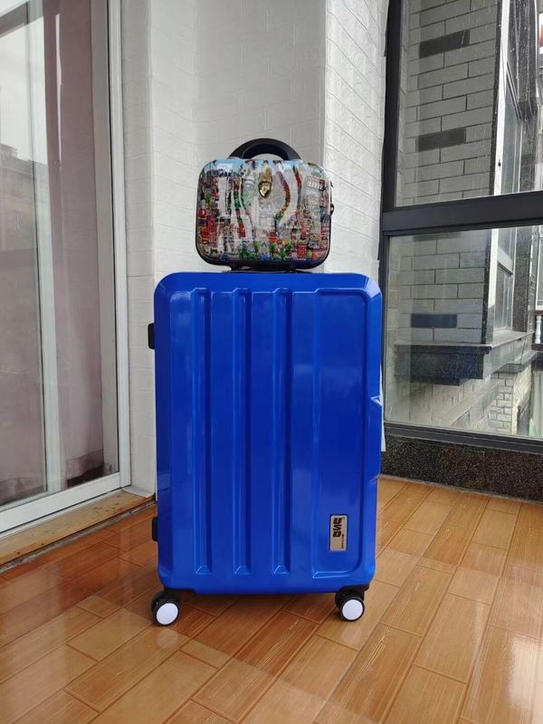 高品質の中国 工場 鮮やかな新デザイン 硬い殻 防水 ギフトセット 荷物 荷物 旅行時間