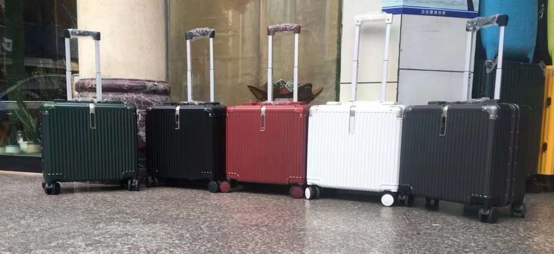 16インチ 高品質のデザイナー トロッリー スーツケース 輪付き トロッリーケース 旅行用荷物ケース