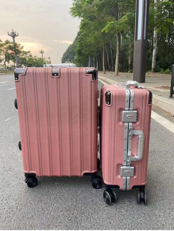 クラシック 軽量 破裂防止 スピナー スーツケース 荷物セット 4 輪 硬面 防水 トロッリー 荷物セット 鍵付き
